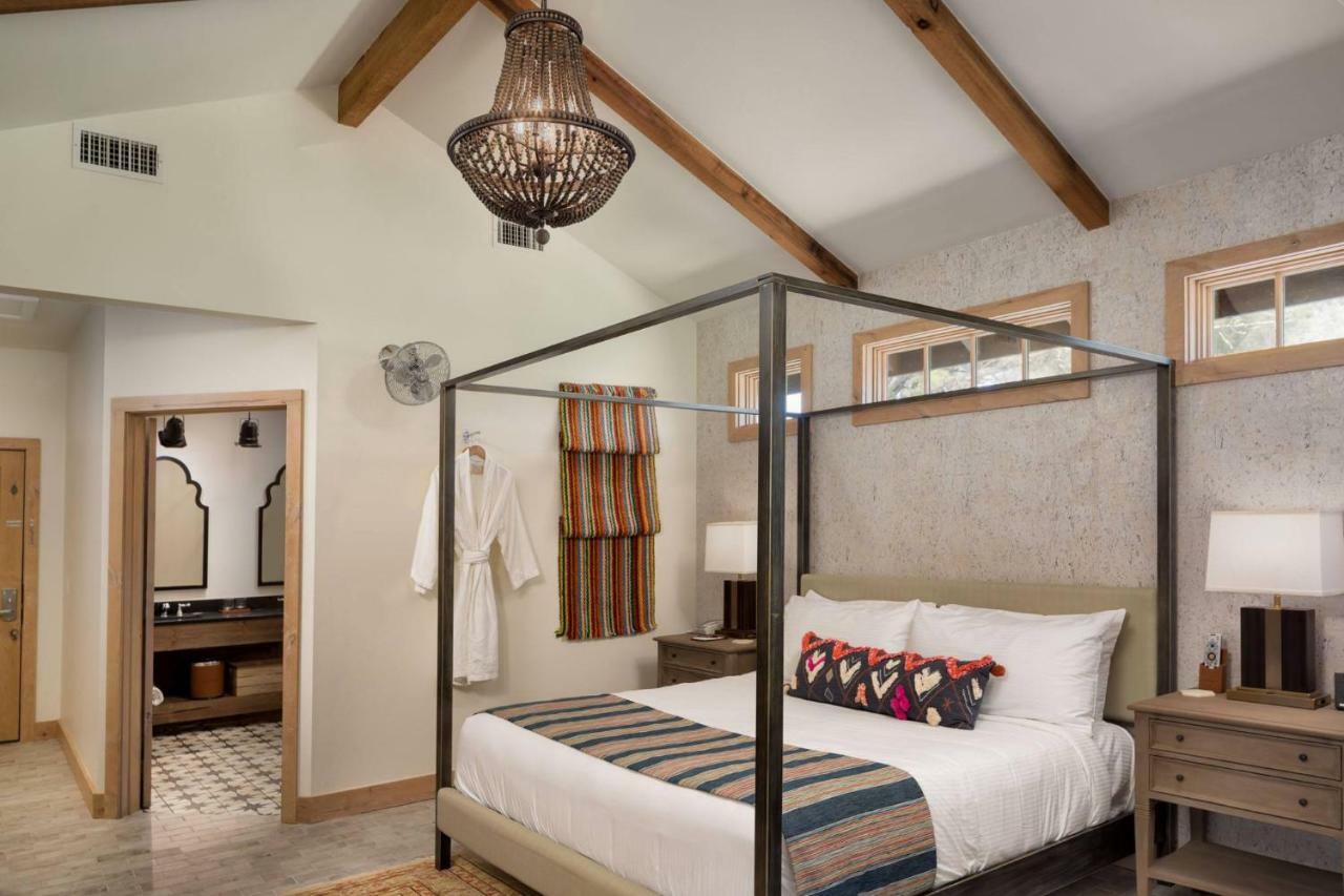Hotel Camp Lucy Dripping Springs Exterior foto